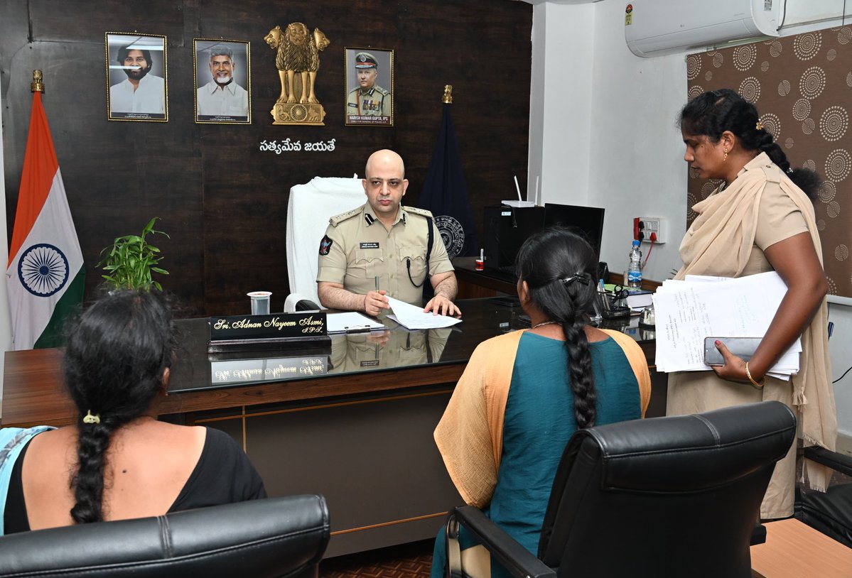 West Godavari District Police tweet media