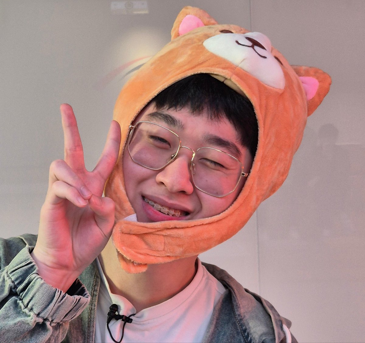 forzeusS2's tweet photo. 1년 사이 제법 익숙해진 거 개뿜이다 https://t.co/HETcluItB3