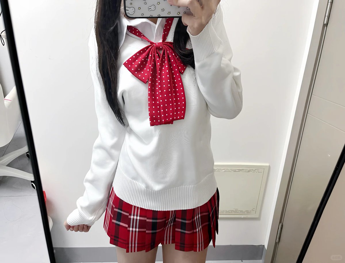 0Cutehellokitt's tweet photo. https://t.co/KVKf8d9k0I