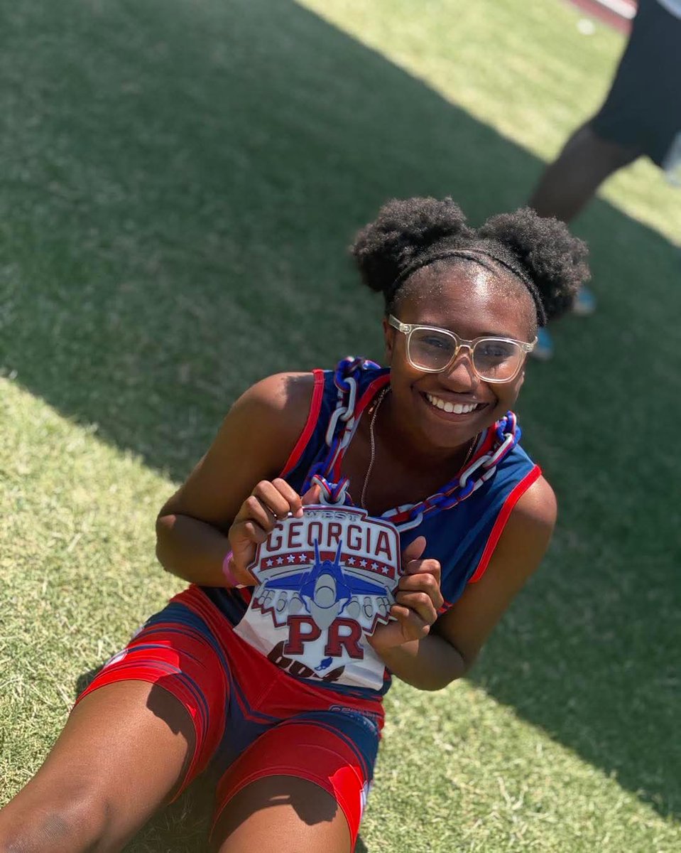 TaliyaGrayson's tweet photo. Hard work really paying off right now😮‍💨🔥

400m (Lane 8): 1:03.51 PR
200m (Lane 6): 25.95 PR
Long Jump: 15’11 PR

3 events and 3 PRs‼️ Plus bringing home GOLD in the 200m and Long Jump🥇🥇

Slowly turning goals into reality one meet at a time💪🏾#WestGAJets #CO2031 #TrackAndField https://t.co/rYoZYx2gMI