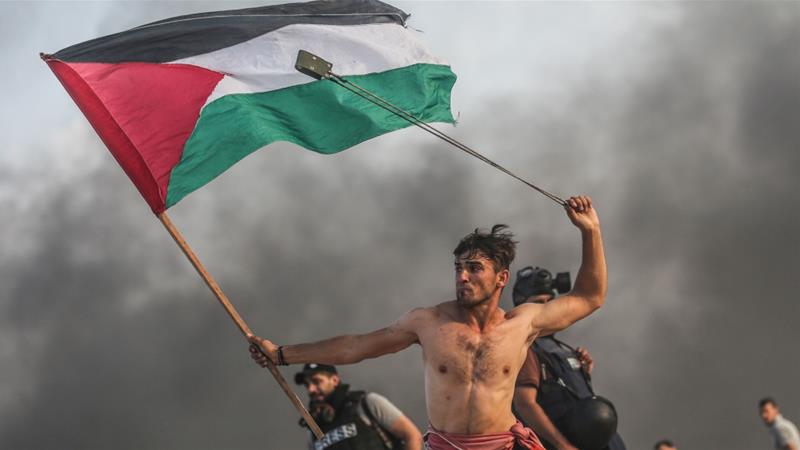 FAROUKASVAT's tweet photo. THE ZIONIST WALL © Farouk Asvat

The Zionist Wall is a living thing
It brings death to the people of Palestine
It comes with soldiers
That massacre grandfathers in the streets
It comes with bulldozers
That destroy grandmothers in their homes

continued @ https://t.co/NRGfTB5qAF https://t.co/sYeXM3rUof