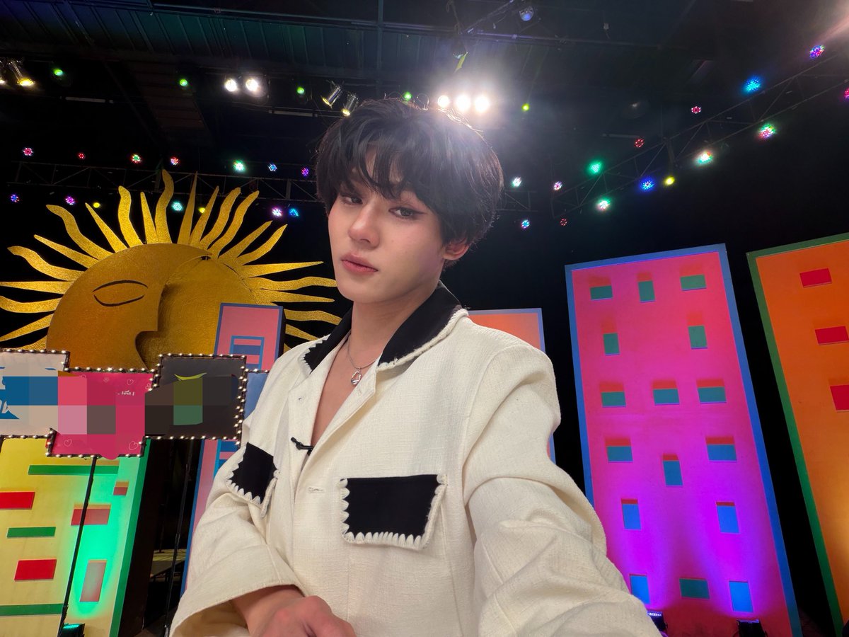 เล็_ทส์โก_อีทติ้ง tweet media