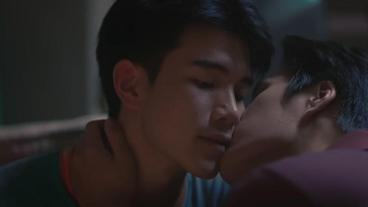 เต๋ย.·°∴♡💗🌧️✨ tweet media