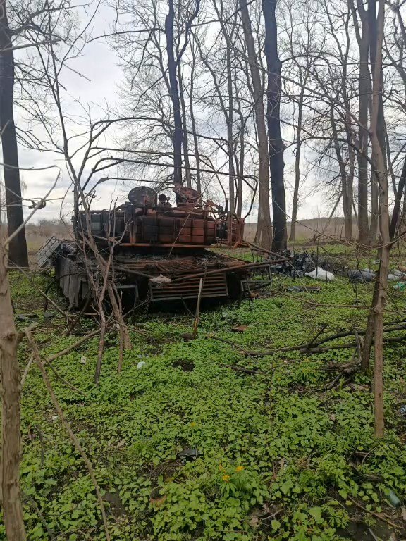 LostWar Bot tweet media