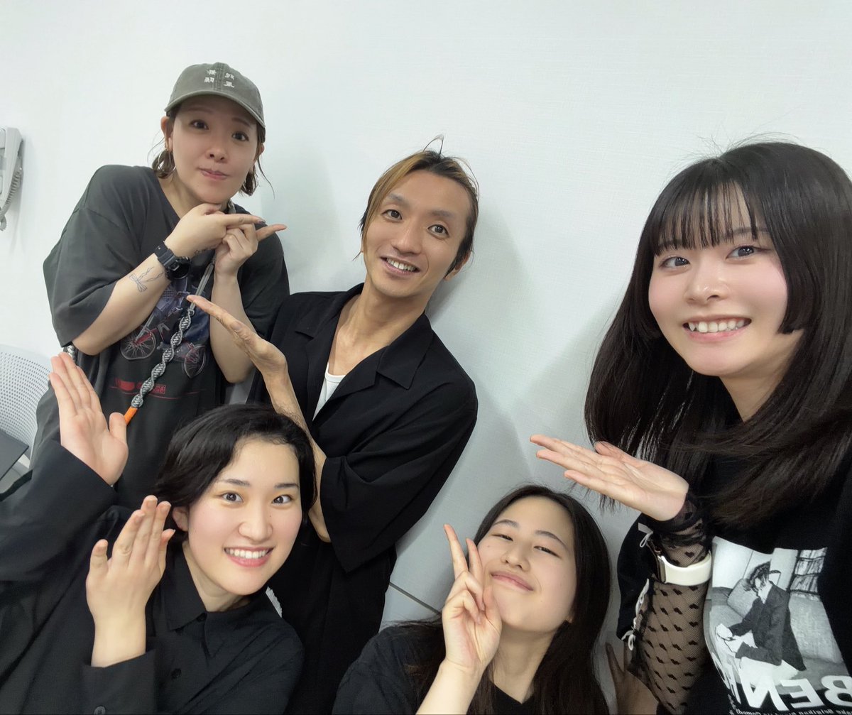 坂宮舞 tweet media