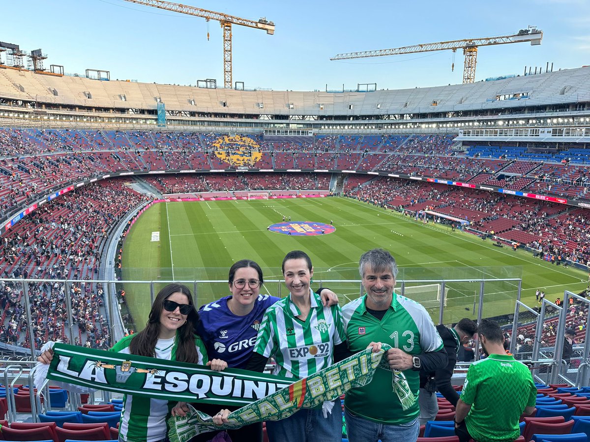 pb_laesquinita's tweet photo. Cerrando en Barcelona la temporada de viajes. 

El año que viene, más y sobretodo mejor. 

@anaedinburgh @mariorbb02 https://t.co/9iBw5H5nKn