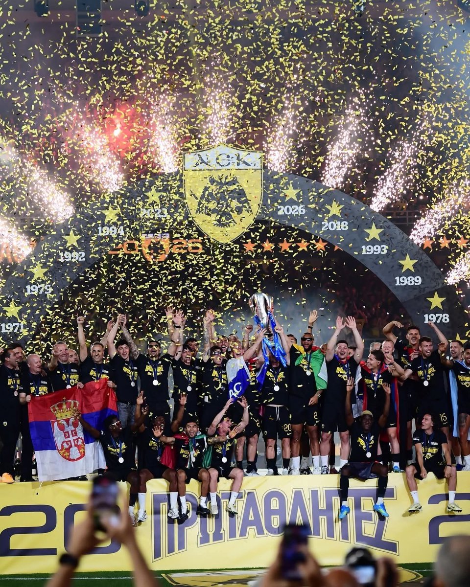 Original 21 💛🖤🏆🦅 tweet media