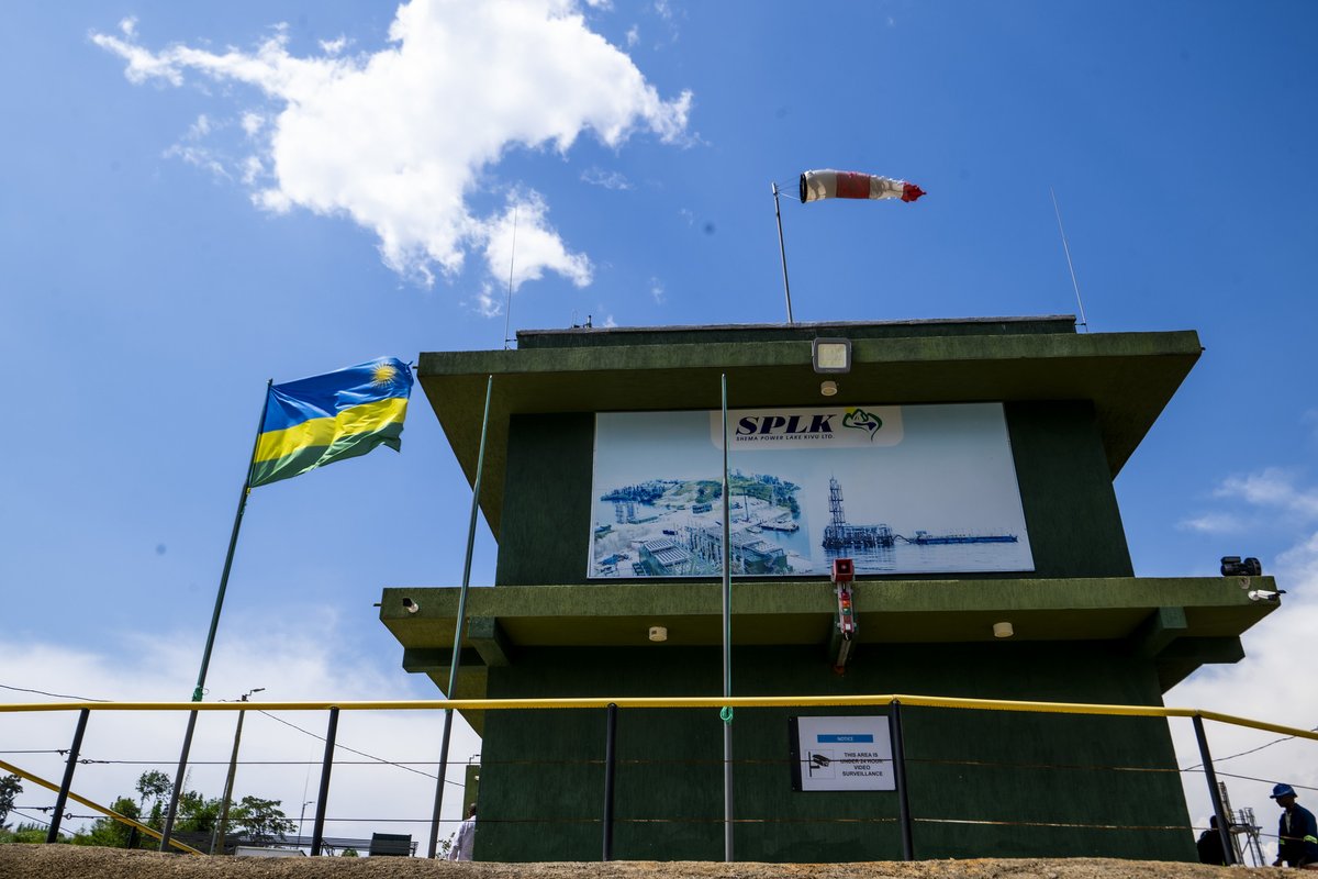 umujeune12's tweet photo. Welcome to the SHEMA Power Lake Kivu Project in Rubavu District, advancing sustainable energy with respect for Rwandaโs people, nature, and future. ๐ท๐ผ
#LakeKivu #Rubavu #Rwanda #CleanEnergy #SHEMAPower #SustainableDevelopment https://t.co/z6YG8GqRrU