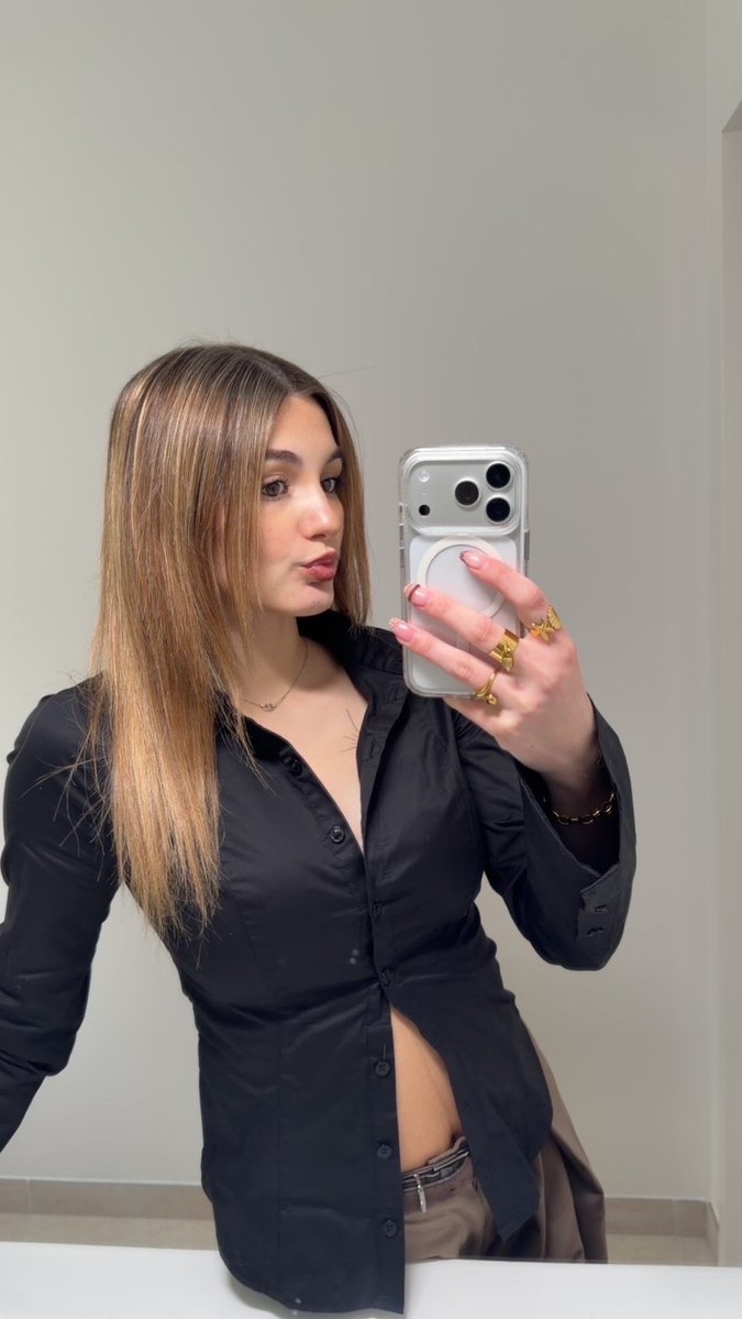 Lili tweet media