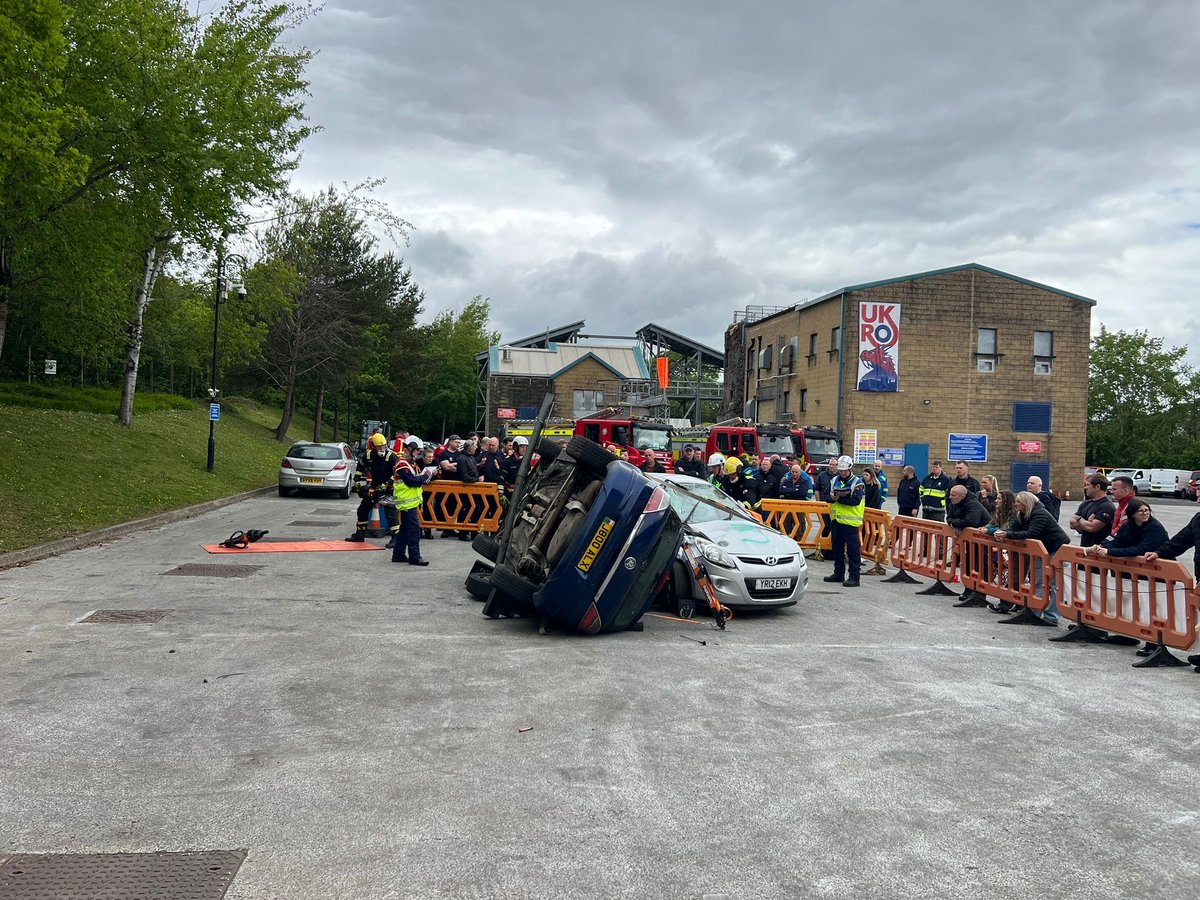 _ukro's tweet photo. This weekend saw in the Welsh Regional Challenge at @SWFireandRescue Training Centre in Cardiff!

The event focused on extrication, trauma &amp; rope. Huge well done to everyone who took part!

See the results here: https://t.co/2vZfDCLuWj https://t.co/bNDsbn1RjJ