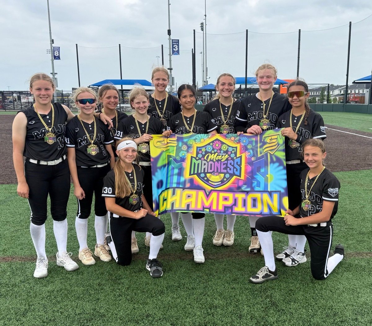 Rylee_Hendrix8's tweet photo. CIS May Madness High School open champions. Another errorless weekend at 2B. Proud of my teammates especially @BrooklynHart42 getting her 1st HR. Can’t wait to get back to work this week. Next up Tennessee. https://t.co/zaXqV0h69T