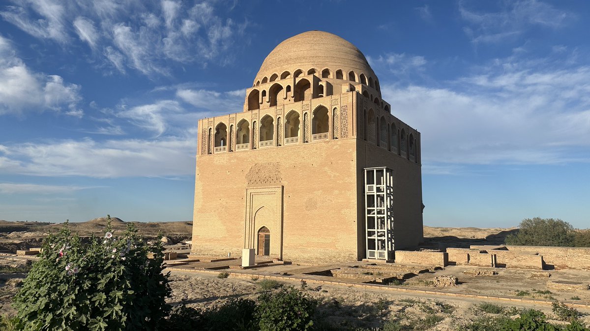 untamedborders's tweet photo. New photos from our recent group trip to Turkmenistan. We visited Ashgabat, the ancient city of Merv, Mary, Darvaza Gas Crater, the Caspian Sea, Yangikala Canyon &amp; UNESCO listed sites at Dashgouz &amp; Kunya-Urgench. To find out about our next trips, email - info@untamedborders.com https://t.co/yLVkj6mgYE