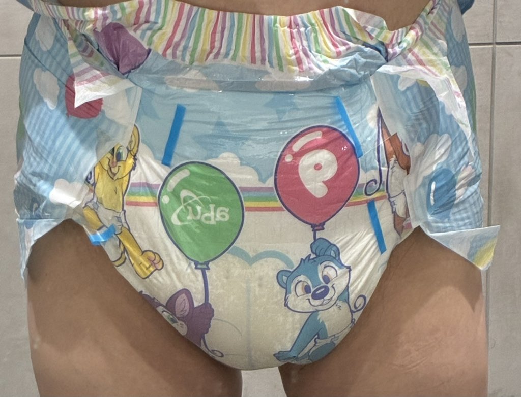 Morebig_roben's tweet photo. 歩きながらでは、この半量しか漏らせませんでした。トイレの中でもう半量を出しました。
誰か歩きながら全量漏らし切るコツを教えてください。 https://t.co/pmQxxWBUPj