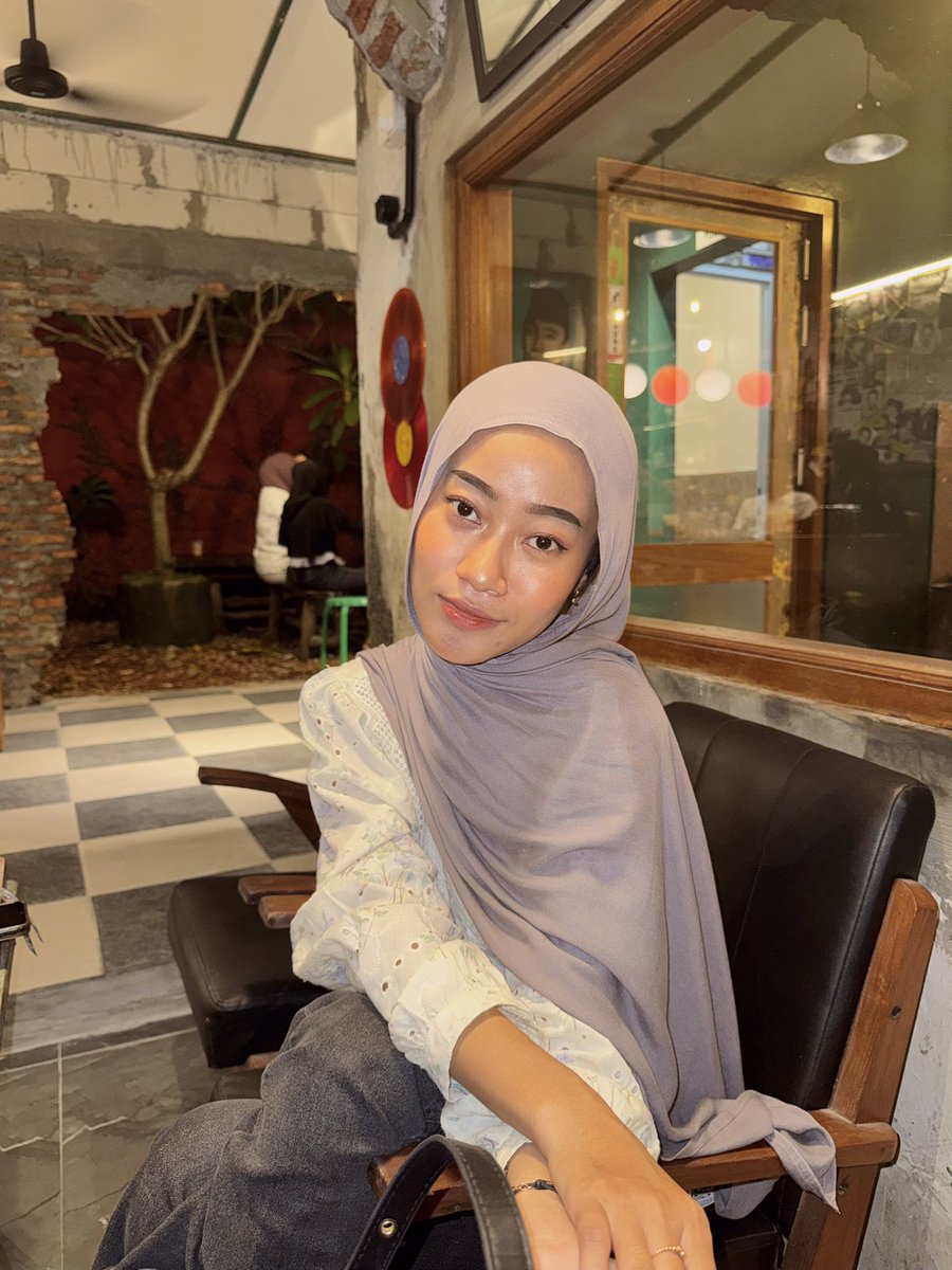 nar4cetamol's tweet photo. suka krn alisnya bagus wkwk https://t.co/cdgDrMkhgO