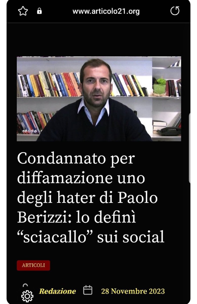Simona45104788's tweet photo. @PBerizzi Quindi, ricapitolando:tu denunci per diffamazione chi ti definisce #sciacallo, però dai degli #sciacalli al governo @Palazzo_Chigi!  Sei un bel tipo sai? Ma a @repubblica e all'@ODG_CNOG, non hanno mai niente da ridire su di te? O tu sei "un giornalista eletto" che può diffamare? https://t.co/nGqRxaj9La