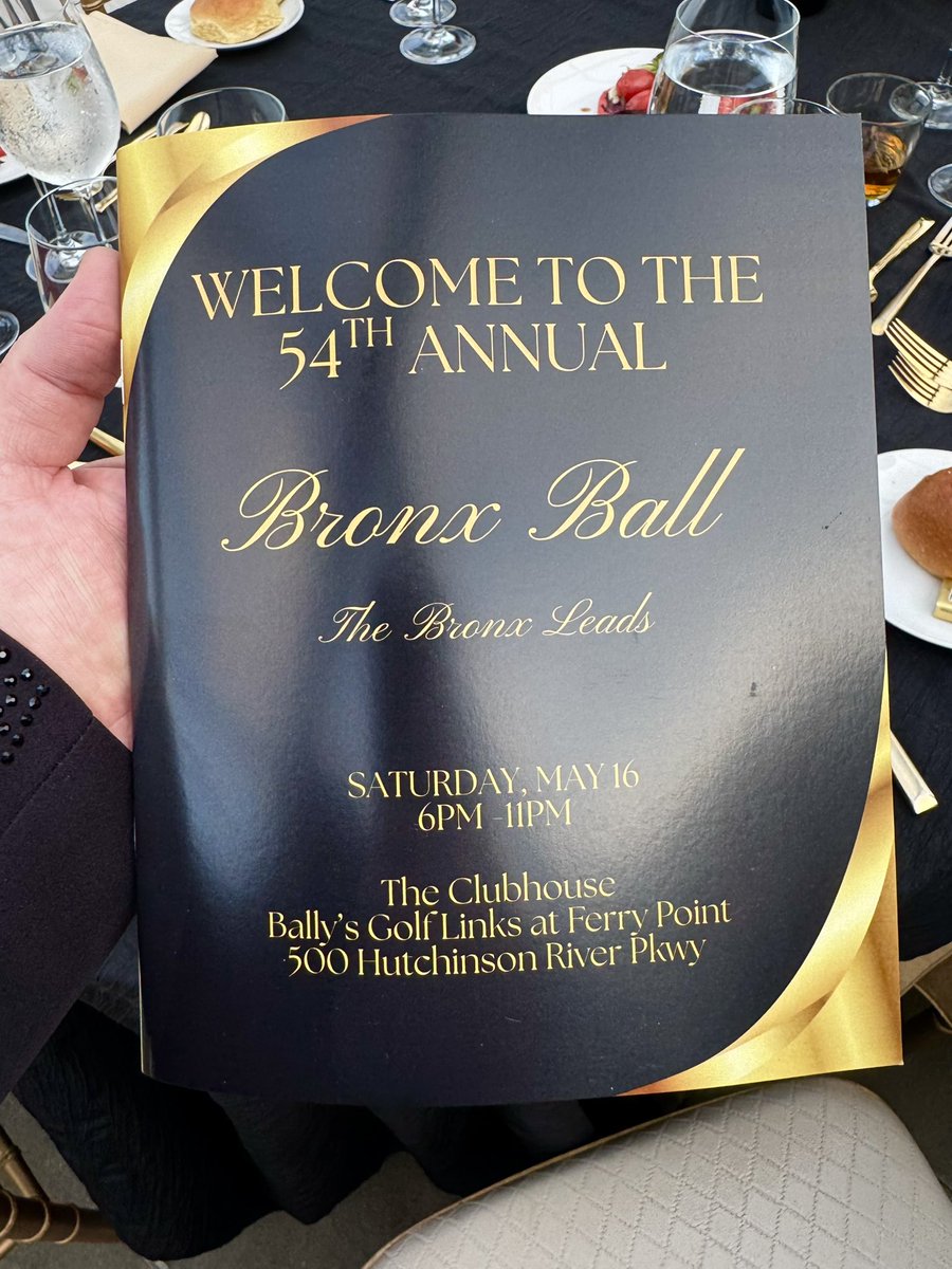 thebxnative's tweet photo. 🪩The Bronx Ball 2026💎

Shoutout to all the honorees &amp; everyone that made it happen this year. Had an amazing time celebrating Bronx excellence. YERRR‼️

#fyp #bronxball #amaurysgrullon #bronxnative #bronxweek https://t.co/HR8z9B0b7N