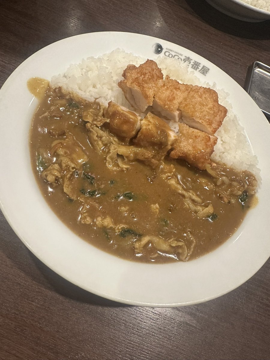 あすとれあ tweet media
