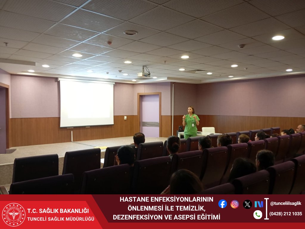 tunceliilsaglik's tweet photo. 🩺 Tunceli Devlet Hastanesi’nde görev yapan Enfeksiyon Kontrol Hemşiresi Çiğdem Uraz tarafından temizlik personellerine yönelik eğitim programı gerçekleştirildi.
Eğitim kapsamında; “Hastane Enfeksiyonlarının Önlenmesi”, “Temizlik, Dezenfeksiyon ve Asepsi” konularında bilgilendirme yapılarak enfeksiyon kontrolünde doğru uygulamaların önemi vurgulandı.
Hasta ve çalışan güvenliğinin korunmasına yönelik düzenlenen eğitim programında personellerin bilgi ve farkındalık düzeyinin artırılması hedeflendi.
#sağlıklışehirtunceli
#CanCanaTunceli

@saglikbakanligi
@halksagligigm
@sbkhgm
@sbsggm
@TunceliValiligi
@tuncelidh
@drmuhammedduran