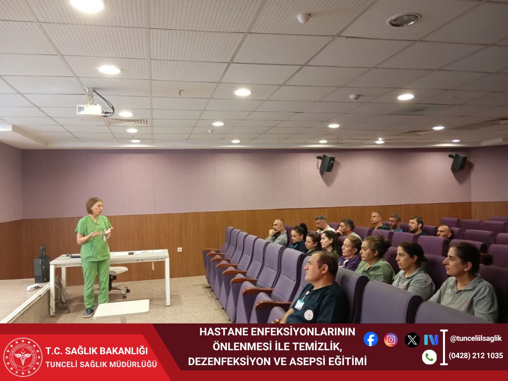 tunceliilsaglik's tweet photo. 🩺 Tunceli Devlet Hastanesi’nde görev yapan Enfeksiyon Kontrol Hemşiresi Çiğdem Uraz tarafından temizlik personellerine yönelik eğitim programı gerçekleştirildi.
Eğitim kapsamında; “Hastane Enfeksiyonlarının Önlenmesi”, “Temizlik, Dezenfeksiyon ve Asepsi” konularında bilgilendirme yapılarak enfeksiyon kontrolünde doğru uygulamaların önemi vurgulandı.
Hasta ve çalışan güvenliğinin korunmasına yönelik düzenlenen eğitim programında personellerin bilgi ve farkındalık düzeyinin artırılması hedeflendi.
#sağlıklışehirtunceli
#CanCanaTunceli

@saglikbakanligi
@halksagligigm
@sbkhgm
@sbsggm
@TunceliValiligi
@tuncelidh
@drmuhammedduran