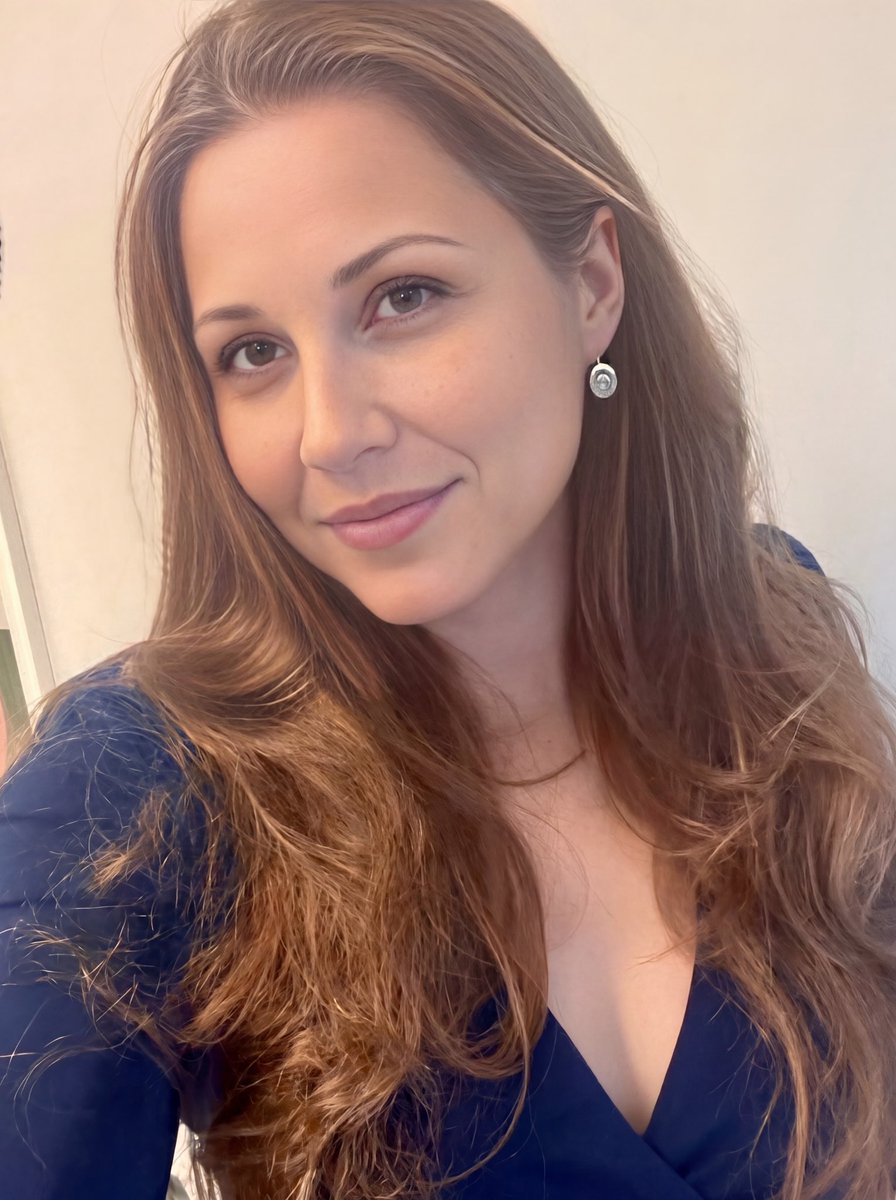 ruby_pov's tweet photo. Serious question: are divorced women attractive in your eyes? Be real 😉 https://t.co/MMb6b79aTM