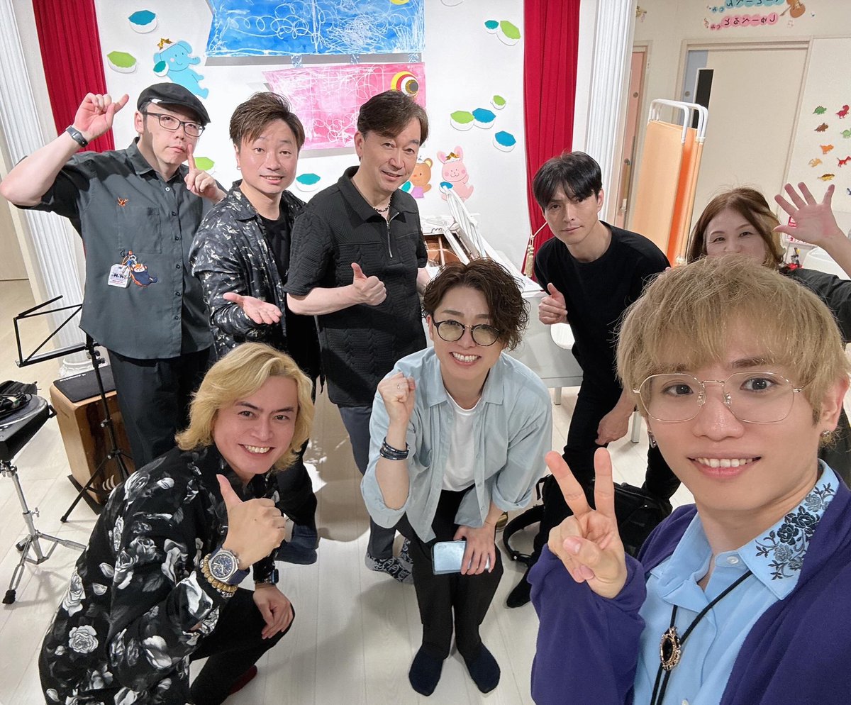 official_keyman's tweet photo. 先日、神戸新聞にて、
今月の24日にせまりました
神戸松方ホールでの輝男コンサートの
広告が掲載されました♪

リハーサルも
実施されまして準備万端！！
当日会場でお待ちしております😊

#輝男 #キーマン https://t.co/M29VKHaiRw
