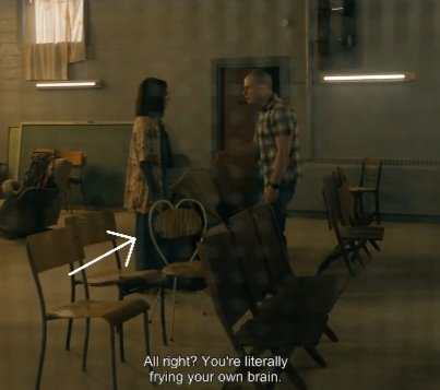 TheEmilyM's tweet photo. @Autumn_HD123 @sagestains Also the fact that there's a literal love heart in between them when they're arguing. A bunch of normal chairs, then one heart chair right in between them. Someone put that there deliberately https://t.co/YScE0HAArB