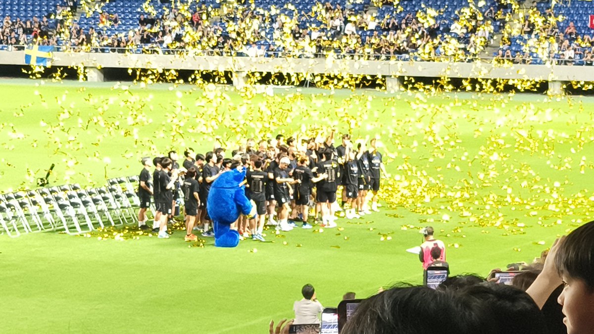 aokurodasu's tweet photo. ガンバに関わる全ての皆様お疲れ様です！おやすみなさい‥ https://t.co/tZHWxIQOJN