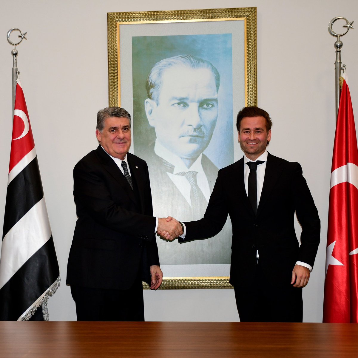 KartalRecord's tweet photo. Beşiktaş'ta yeni teknik direktörü Eduard Graf belirleyecek. (Kartal Yiğit) https://t.co/FMIhu1NjYS