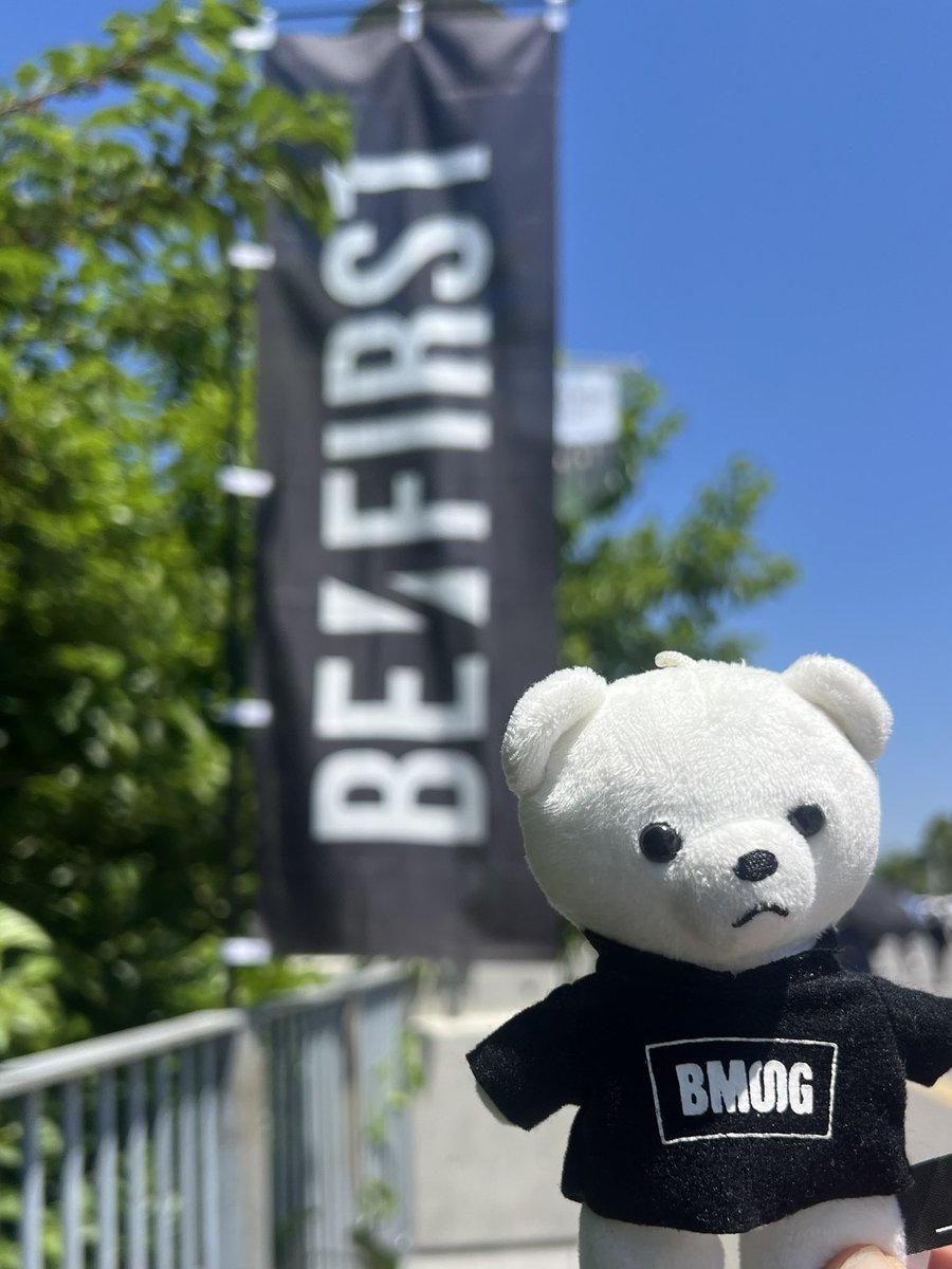 behappy_118's tweet photo. 素晴らしいライブだったな♪

5年の間にホントに色んな事があって、
でもブレずに頑張って来た彼らを
これからもずっとずっと応援したいと
改めて思いました❤︎

6人の覚悟を見たよ。

幸せな時間をありがとう！

#BEFIRST https://t.co/JUNrGlulPf