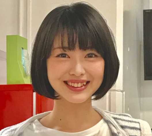 ta20jp's tweet photo. 小顔で歯並びが良くても歯列弓がスクエア型だとゴボになる率高くない？？
逆に歯並び悪くてもU字やV字だと綺麗に見える

歯並びも大事だけど歯列弓の方が審美の影響はデカい気がする https://t.co/0OnbQOaTr9