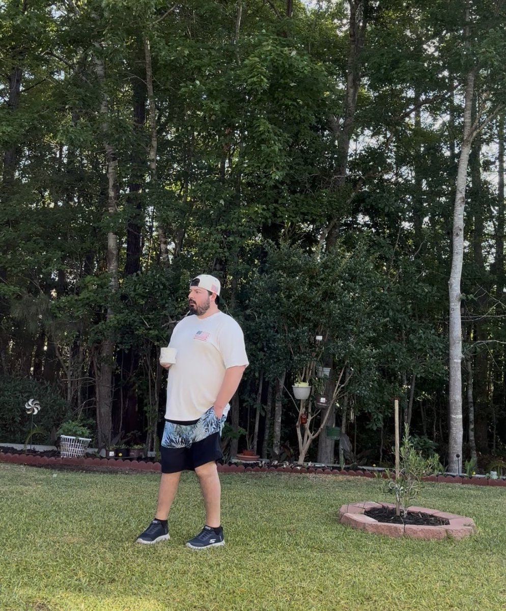 _BigSteve89's tweet photo. Morning coffee routine a little different this week. #Southernliving #SouthernMan #ThisIsAintJersey #vacation https://t.co/2vB3wSRp5p