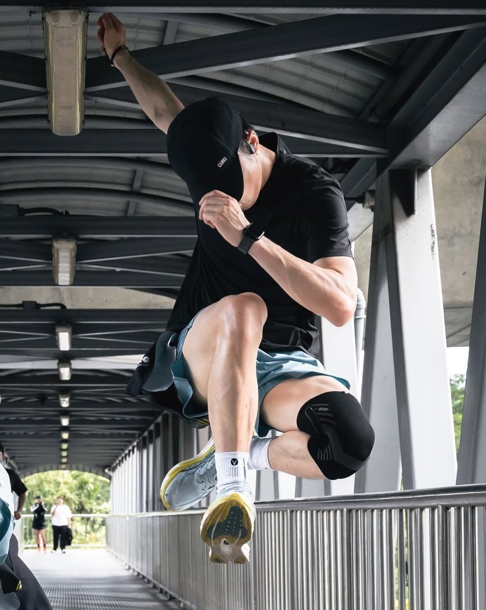 cAlex_BillyBabe's tweet photo. Wow..Wow..Billy is a real jumping Puma🔥🔥🔥🖤✌️Super👌
@bbil1ypn
IG: Bbil1ypn / update
💬Run through the chaos.
.
.
.
.
#TOOFAST
#DEVIATE4
#PUMATH
#PUMATOOFASTxHEY
#heycoffee
🔗https://t.co/m3iReca1ZP https://t.co/U0UQkyCKBl