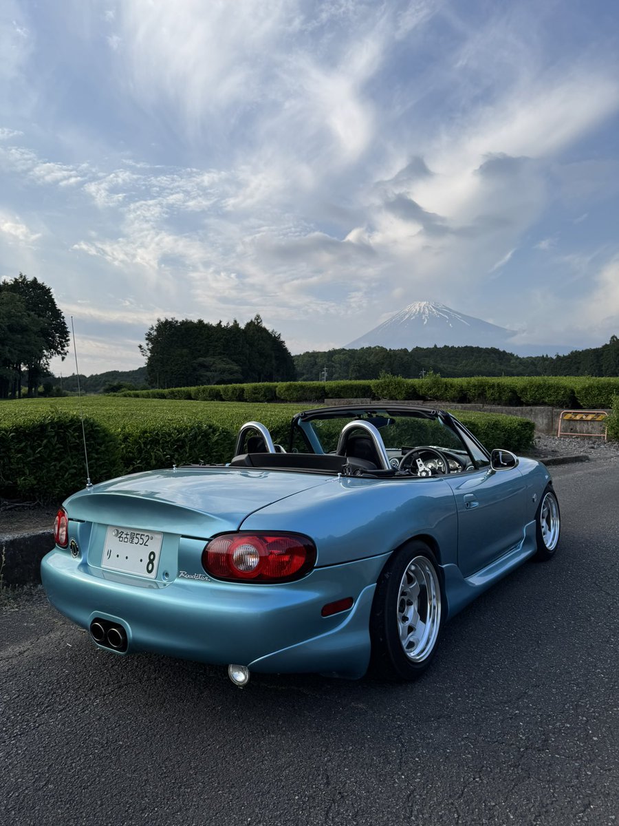 NB8C_AKI tweet media