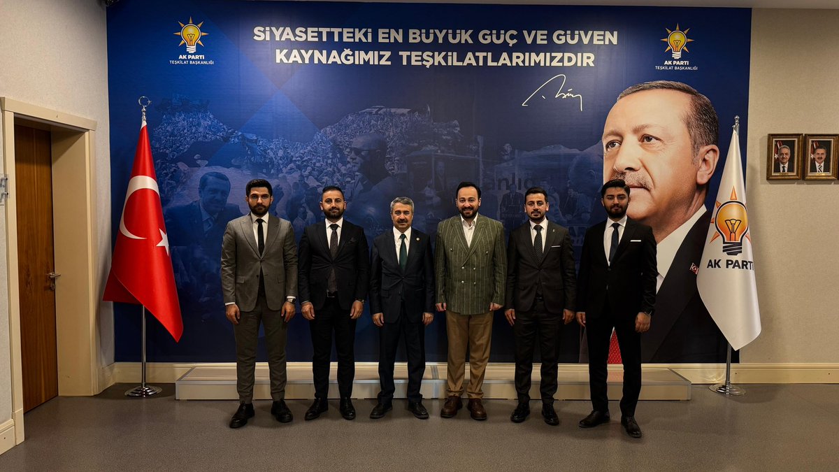 furkangeylanii's tweet photo. Ortadoğu Anadolu Bölge Koordinatörümüz Adıyaman Milletvekilimiz Sn. @MustafaAlkayis ’ ı Genel Merkezimizde Ziyaret ettik. Kıymetli İlgilerinden ötürü sayın vekilimize teşekkür ediyoruz. https://t.co/czJSLsF4jq