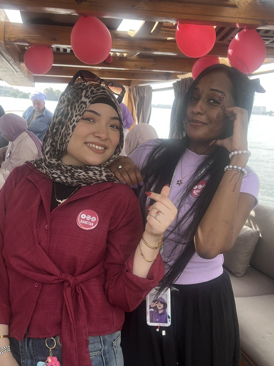 Made_In_Purple1's tweet photo. 24.04.2026 🌊
SWIMSIDE IN THE NILE 🇪🇬💜

Egyptian army celebrated #ARIRANG album in the egyptian nile! ✨🤍🥹

سويم سايد فى نهر النيل 🇪🇬💜
تم الاحتفال مع الارمى المصرى بألبرم اريرناج فى نهر النيل! ✨🤍

#BTS #swimside 

(3/3) https://t.co/taFa4cDvMh