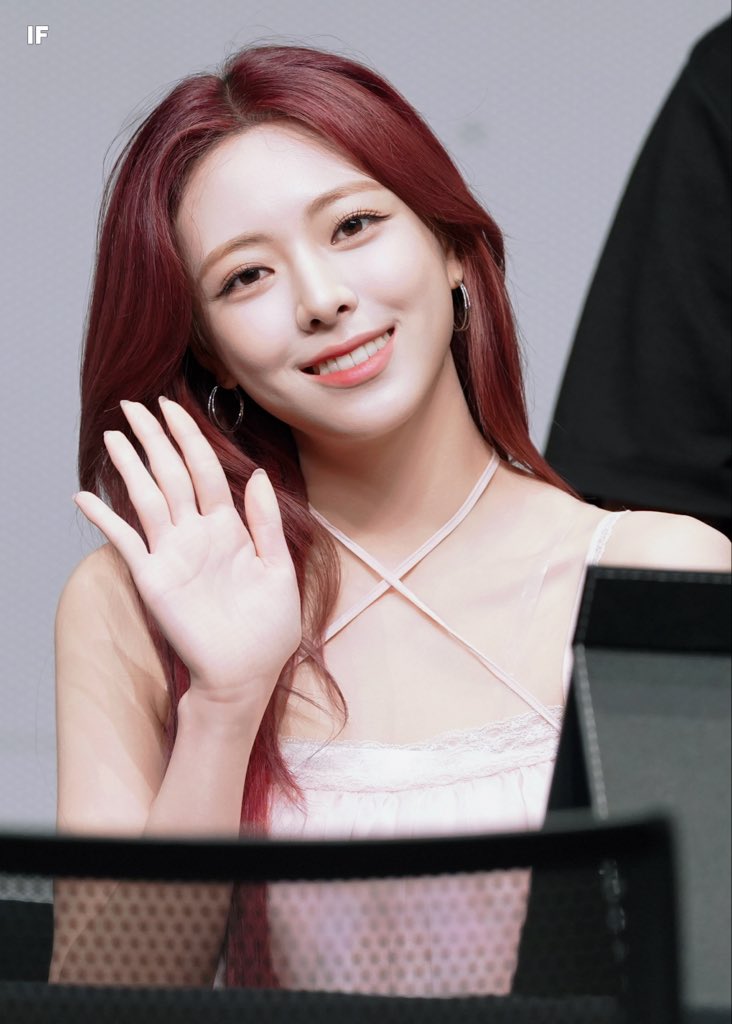 250713🖊️ #ITZY #있지 #YUNA #유나