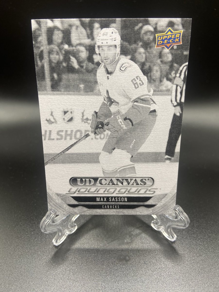 DeLyzer84's tweet photo. Mail day via @CheckOutMyCards 

24-25 Max Sasson Silver Foil
24-25 Max Sasson Silver Outburst
24-25 Max Sasson B&amp;W Canvas
24-25 Arshdeep Bains Silver Foil

@Canucks young guns count - 341

@UpperDeckSports https://t.co/zOqXWQiz2A