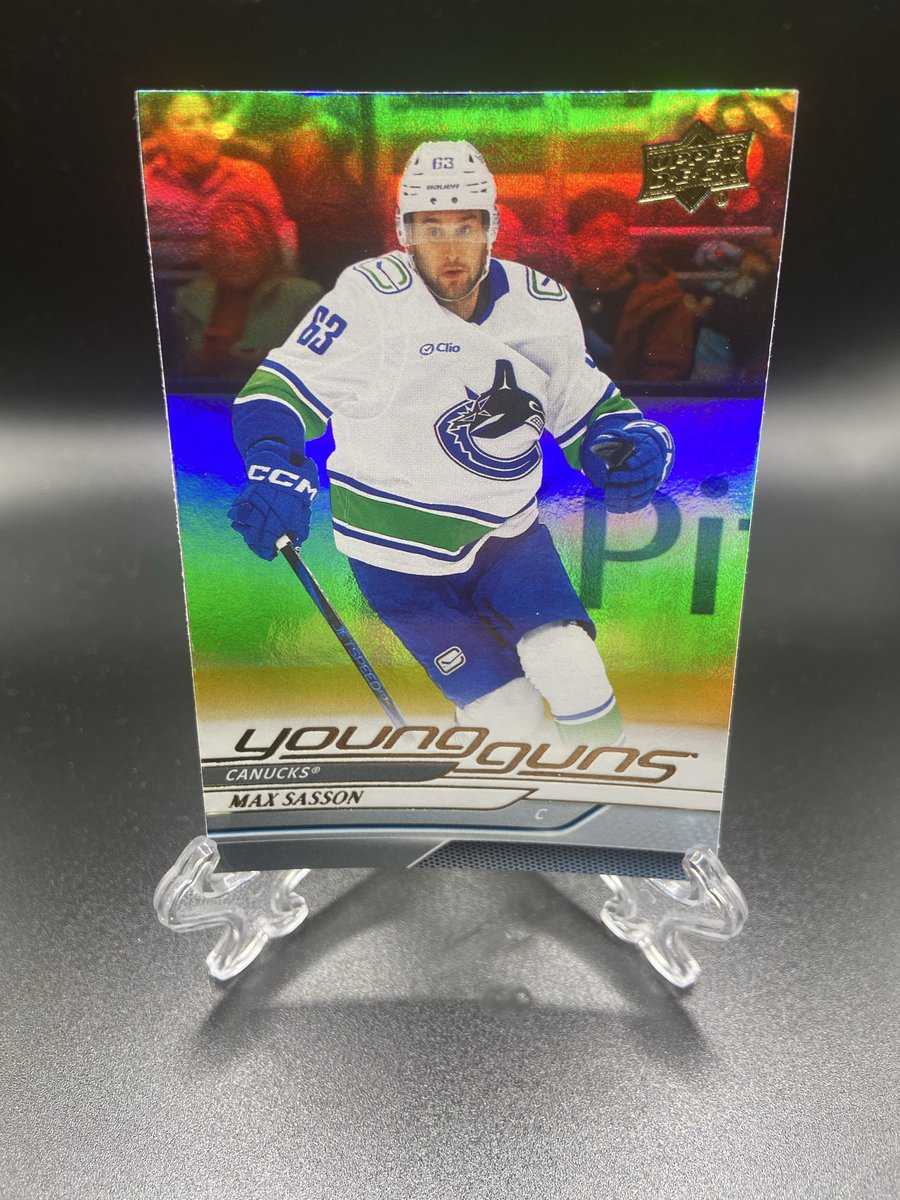 DeLyzer84's tweet photo. Mail day via @CheckOutMyCards 

24-25 Max Sasson Silver Foil
24-25 Max Sasson Silver Outburst
24-25 Max Sasson B&amp;W Canvas
24-25 Arshdeep Bains Silver Foil

@Canucks young guns count - 341

@UpperDeckSports https://t.co/zOqXWQiz2A