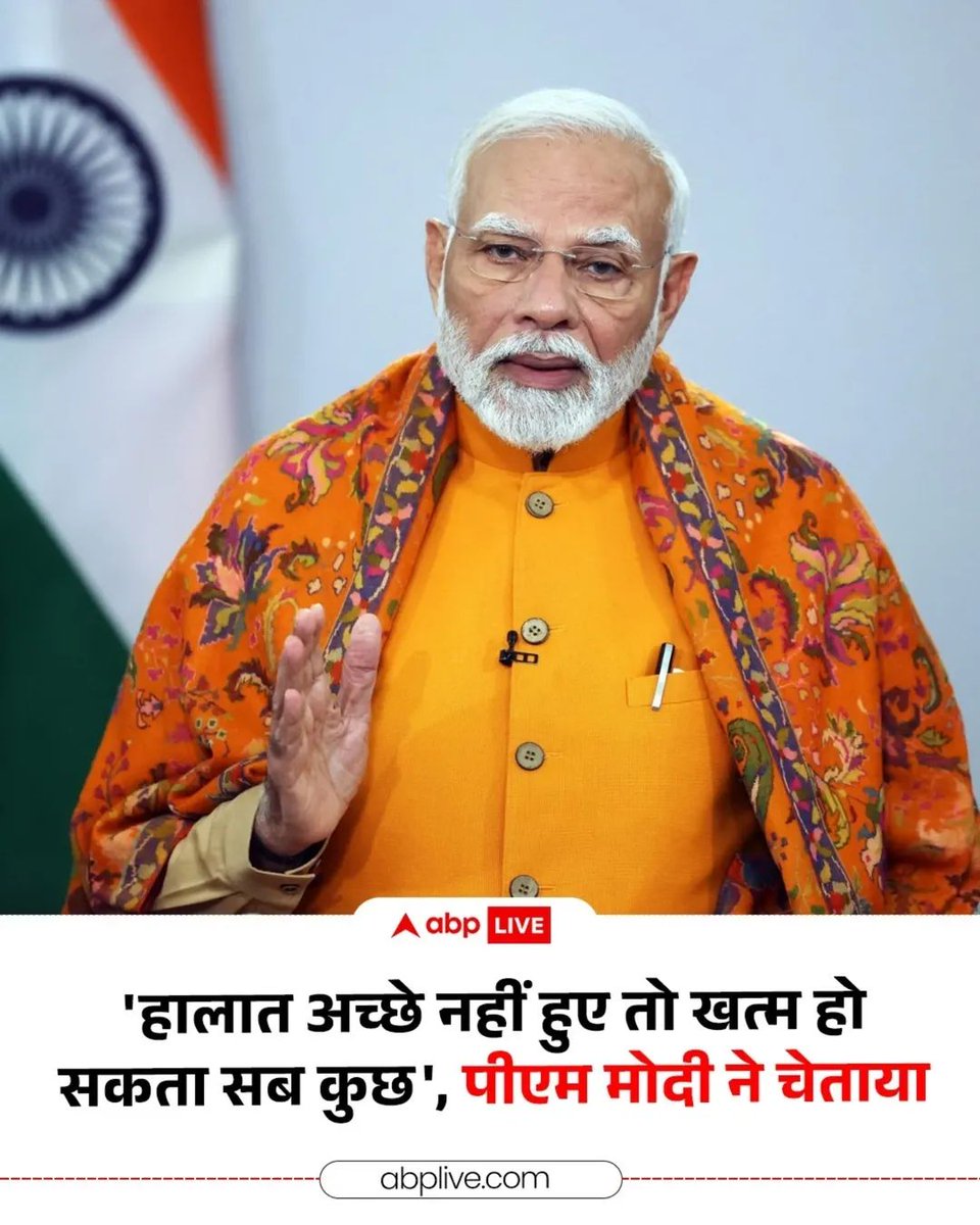 VimalKumarINC's tweet photo. @myogiadityanath इसीलिए तो देश का बच्चा-बच्चा आज आपसे अनुरोध कर रहा है योगी बाबा जी जल्द से जल्द "कलयुग की काशी" आ जाओ। अन्यथा 
लगेंगे आग तो आएंगे कई घर जद में यहां सिर्फ मेरा मन काम थोड़ी है।😅🙏🚩👈 https://t.co/tzJvUfxbUp