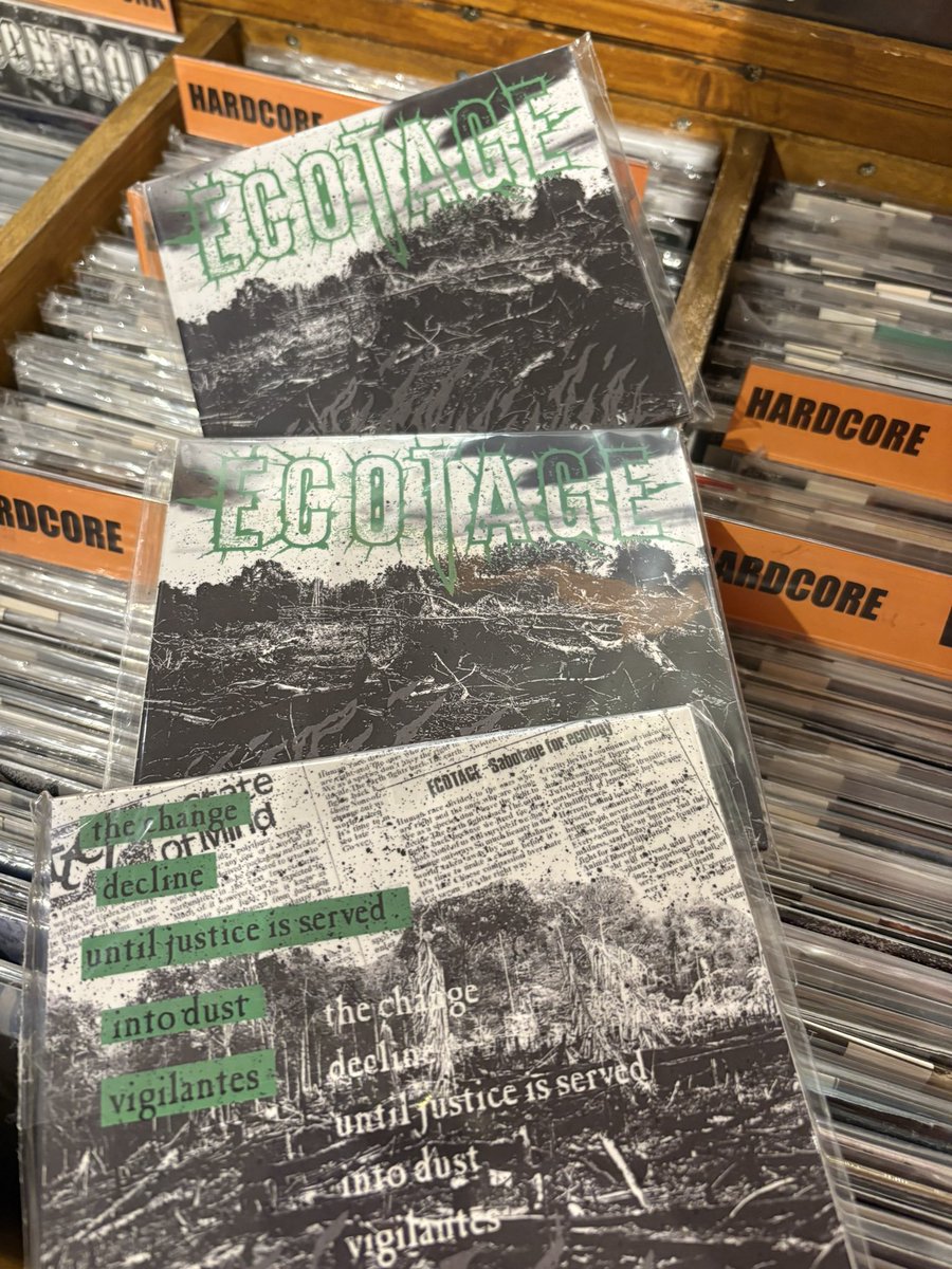 RETRIBUTION178's tweet photo. フィンランド出身MILITANT VEGAN EDGE METALバンド"ECOTAGE"によるMCDが久々に入荷♻️ARKANGEL, SENTENCE, EARTH CRISIS, xREPENTANCExに影響を受けたという一切のメロディを破棄した強烈なFURY EDGE音源⚔️GRAY STATE, xCLEANSINGxとフィンランドのバンド凄いです🇫🇮 https://t.co/wEwawnqqyc https://t.co/Eo2ey8QP9D