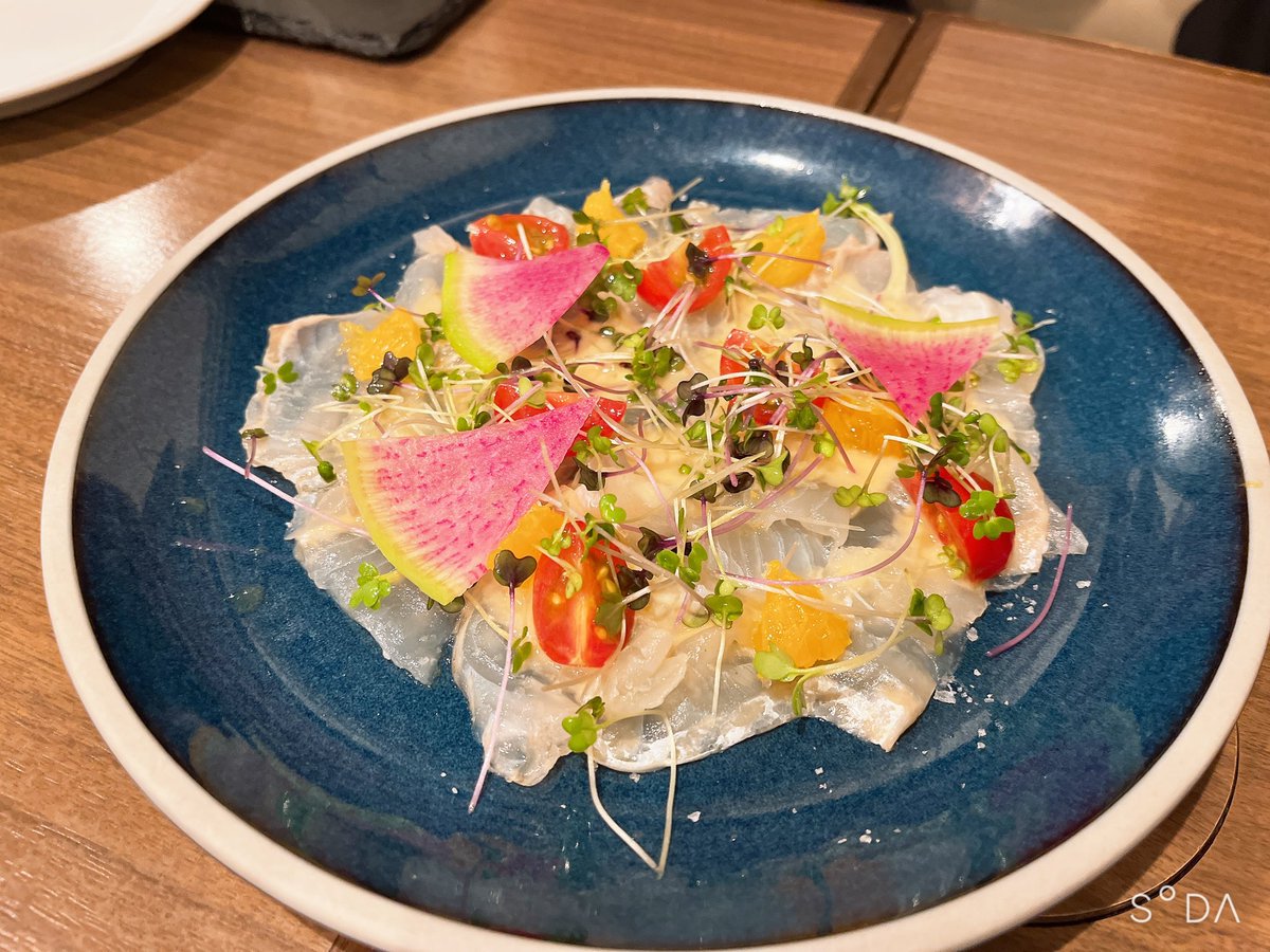 poteto_oimo_'s tweet photo. 人の奢りで食べるフレンチはかなり美味いぞ https://t.co/zydEvAbjLT
