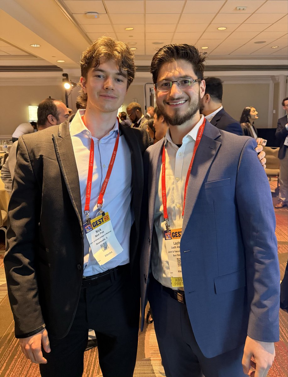 nickprus_'s tweet photo. GEST 2026 with the BEST 🫧🤩 | Showcased a PFE Poster🦶💢 | 5/14 - 5/17/26 | NYC🗽🍎 | @WCVIS_Chicago @thegestgroup | #irad #vir #medtwitter #embolization #PFE #GEST2026 https://t.co/836s2yx69Y