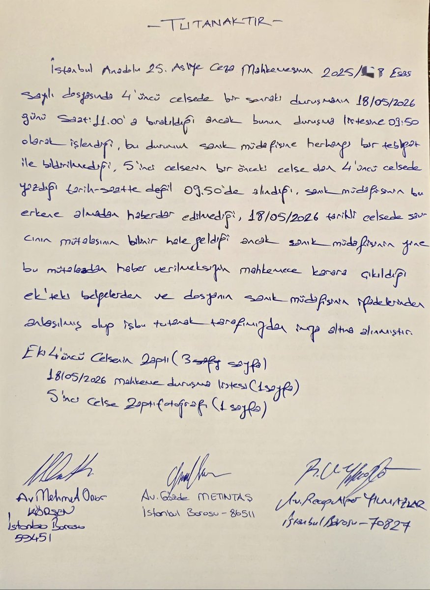 AvukatHG's tweet photo. DURUŞMAYI SAATİNDEN ÖNCE ALIP AVUKATSIZ KARAR VEREN MAHKEME!

Duruşmanın geç alınmasına alışan avukatlara bu kez de erken alınma şoku...
Anadolu 25. Asliye Ceza Mahkemesi, duruşma zaptında 11.00 yazmasına rağmen bugünkü duruşmasını 09.50 de yaparak sanık müdafii meslektaşın yokluğunda karar verdi.
Mahkemeyle yapılan görüşme ve düzeltme talebinin sonuçsuz kalması üzerine;
Durum AGH'li arkadaşlarımızın destek vererek düzenlediği tutanakla kayıt altına alındı.

Mahkemelerin avukatları zor durumda, müvekkillerini de avukatsız bırakacak bu tür uygulamalarını düzeltmeme ve yanlışta ısrarlarını kınıyoruz.

#AvukatHakları
#AvukatlarınAvukatıyız