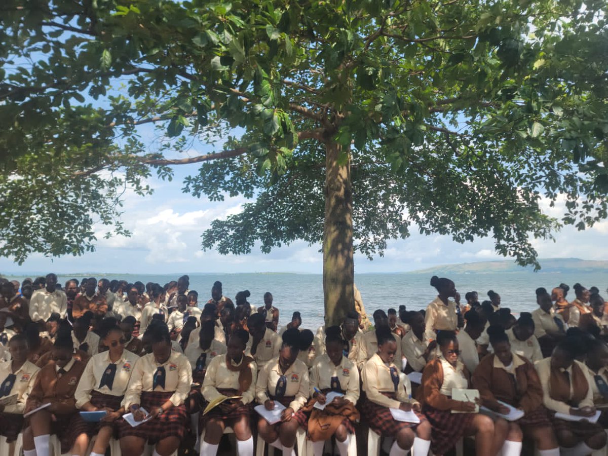 Seroma Christian High School tweet media