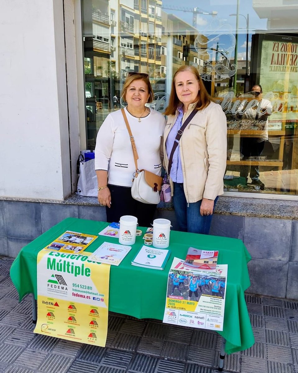 HermandadSJO's tweet photo. #SJOCaridad | El pasado jueves nuestra Diputación de Caridad colaboró con la Asociación Sevillana de Esclerosis Múltiple con una mesa informativa y de cuestación.

Agradecemos a todas las personas que han aportado su granito de arena en la lucha contra esta enfermedad. https://t.co/nn2jiUT3p6
