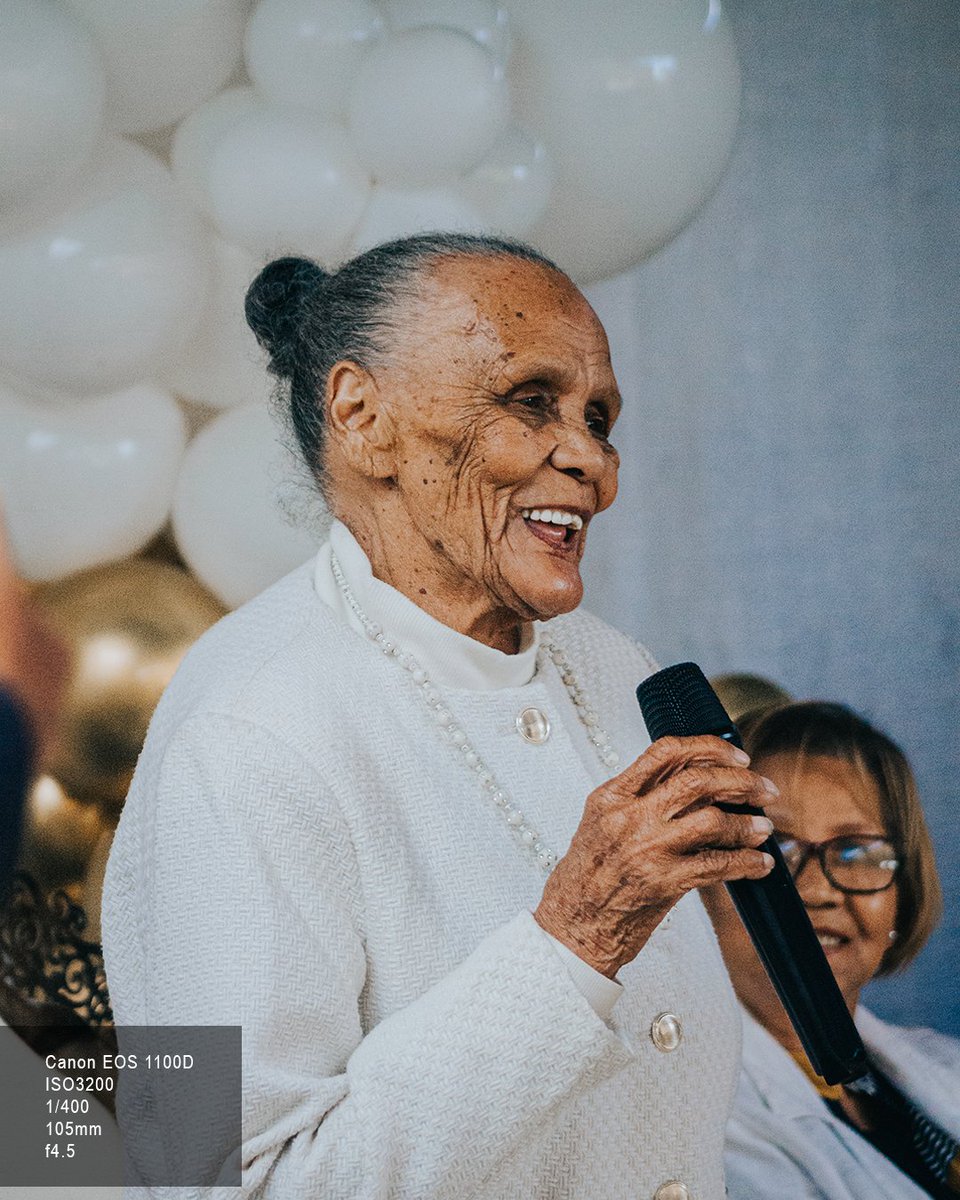 DesignsbyMali_'s tweet photo. Auntie I's 90th Birthday 
#photography 

BOOK US 💯🔥 https://t.co/9wQMGfn0jd