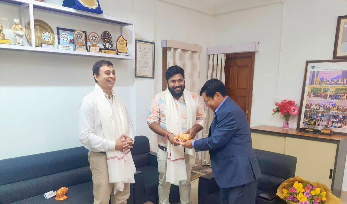 ImphalNielit's tweet photo. Dr.Santanu Mohan Deka,Associate FacultyMember &amp; Kumar Harshvardhan,Head Projects,IIE visited NIELIT Imphal AI,Drone,BRAIN Lab &amp; Mechanical Workshop for the possibilities of l up a Joint Skilling TechHub inside NIELIT Impha https://t.co/xmxcFkWwUX