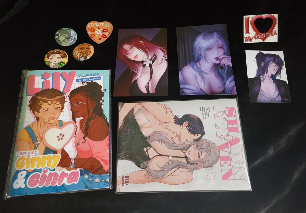 Collirioux's tweet photo. My CF22 haul ihihihihi https://t.co/ENECL1uzYR