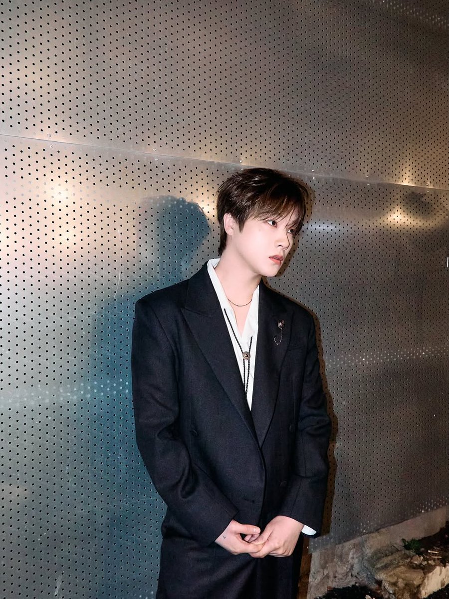 Always With Jinhwan tweet media
