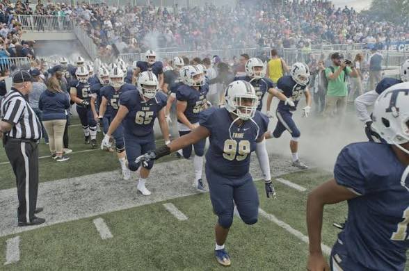 girton_darian's tweet photo. After a great conversation with @Jengle24 I am blessed to receive an offer from @TrineThunderFB   AGTG!!

@curtfunk80 @Indyrecruit_ @PrepRedzone @Bryan_Ault @b_tribby @Tigers_Strength @fishersgridiron @EzeObiora2 @FHSTigers https://t.co/1QRVSw8Dey